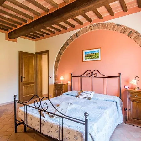 Farm stay Oliviera Winery Vagliagli